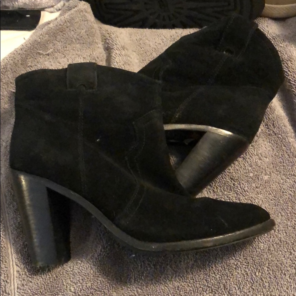 Joie booties